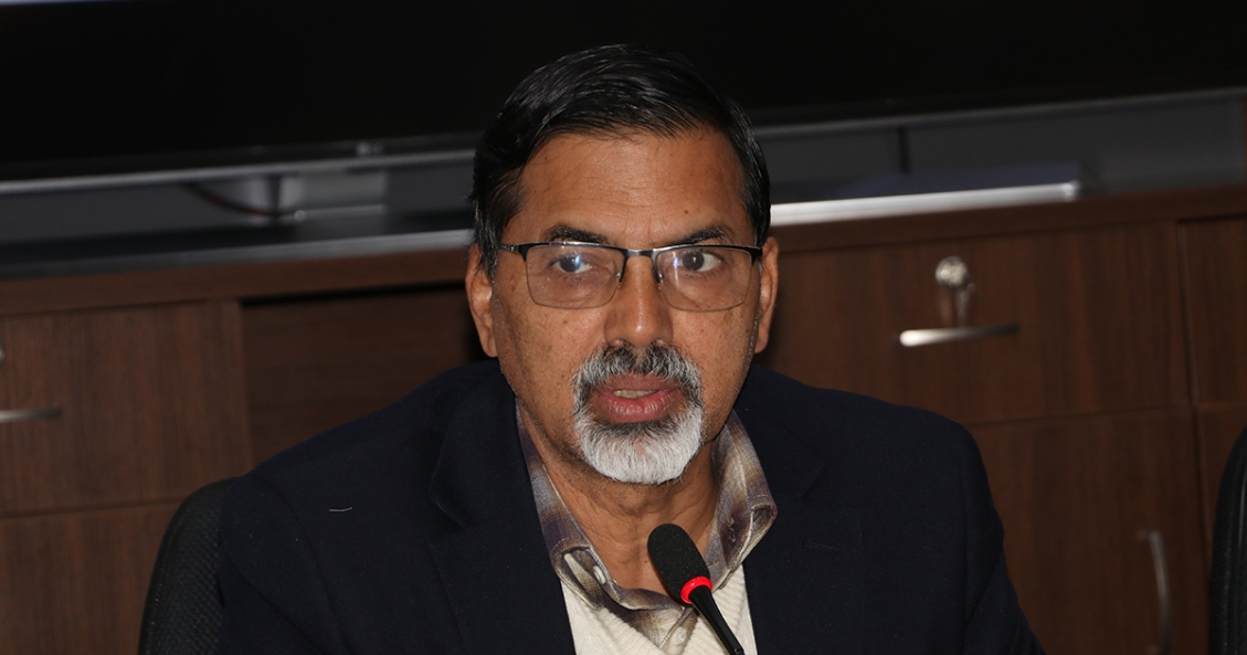 एमसीसी विशुद्ध आर्थिक परियोजना हो, कार्यान्वयन छिटो सुरु गरौँ : अर्थमन्त्री शर्मा
